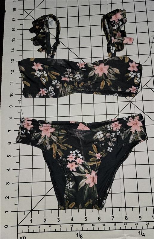 NWT PIlyq 12 Girls Gasparilla Black Floral Flutter Bikini 118598