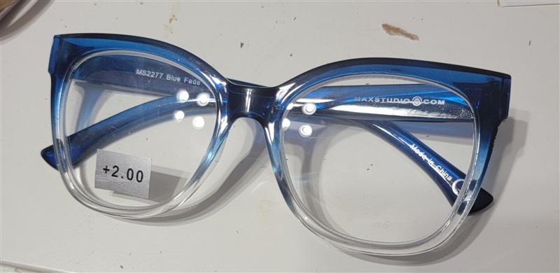 Max Studio Blue Ombre Tortoise 2.0 Square Skinny Frame Reading Glasses 120474