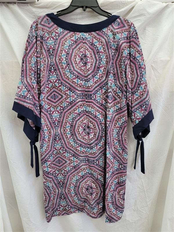 NWOT Glam Boutique M Medallion Purple Blue V Neck Front Shift Dress 123115