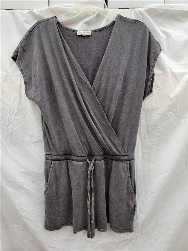 NWOT Michael Stars S Knit Jumper Romper Short Sleeve Surplice Gray 123372