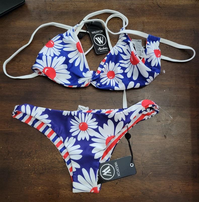 NWT Wildfox Reversible Daisy & Stripe Bikini Swim Set 123467