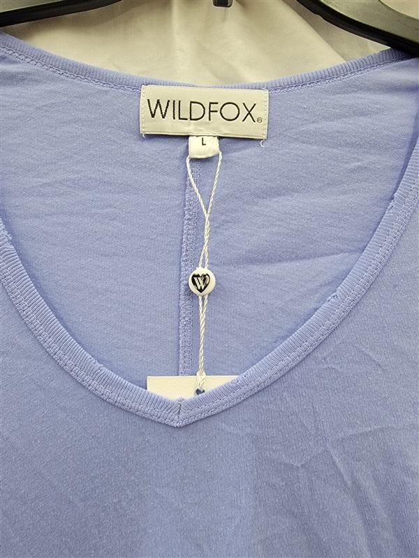 NWOT Wildfox M Distressed V-Neck T-Shirt Purple 123671