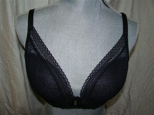 NEW Chantelle 32DDD Festivite Contour Plunge Bra 3682 Black Lace 123728