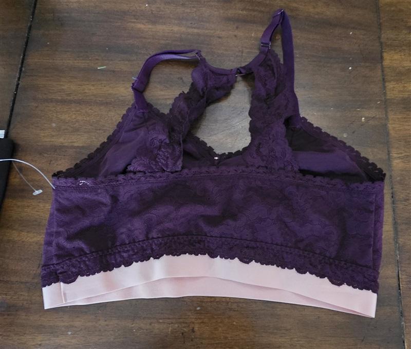 NWOTD Cacique 14/16 Stretch Lace Bralette T Back Purple 124020