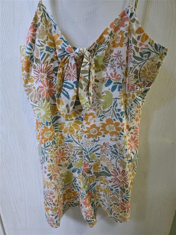 NWOT Sadie & Sage S Dream On Tie Front Romper Floral Boho Chic 125406