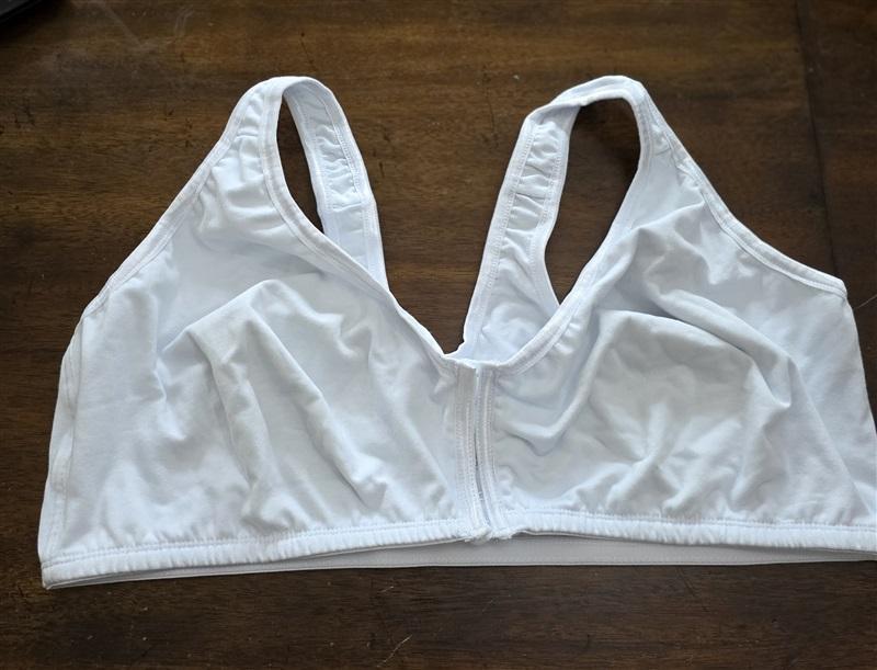 NWOT Valmont 48C Satin Trim Front Closure 45801 Soft Bra White 125462
