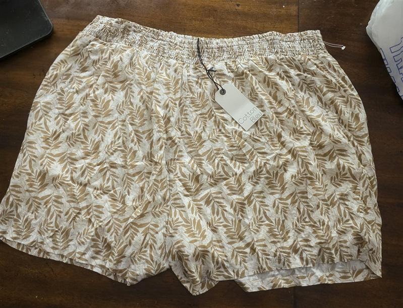 NWT Cotton Bleu 2X Beige Leaves Pocket Loose Shorts 125537