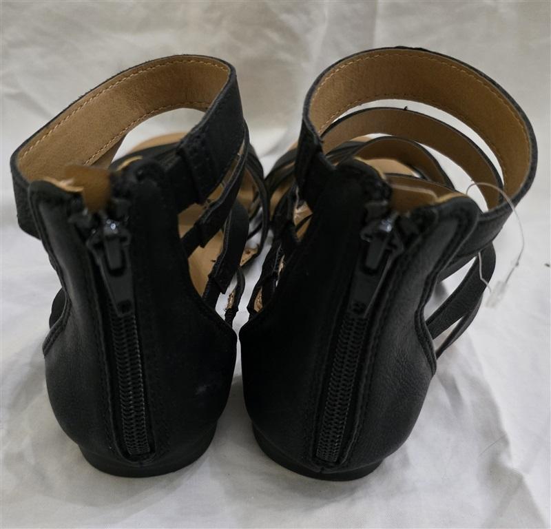 NWOT Wonderly 6 Porsha Gladiator Sandals Black Strappy 125681