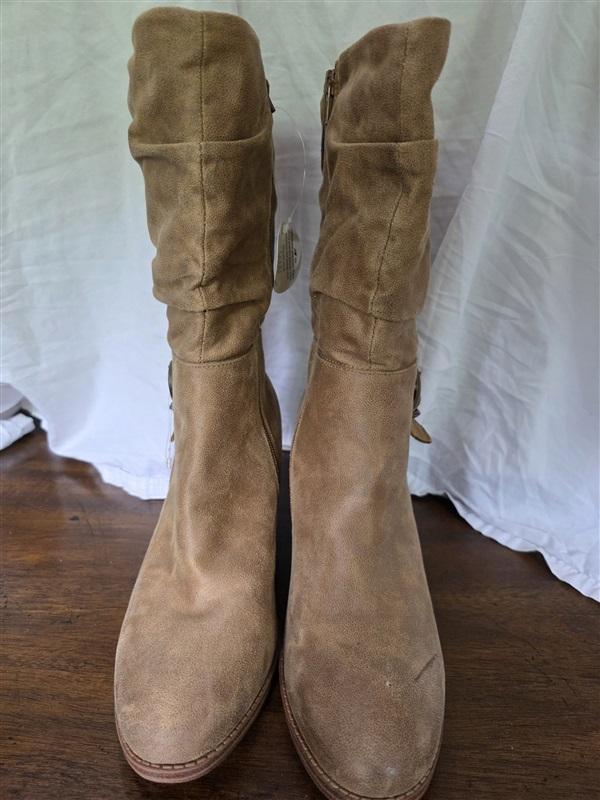 NWTD BareTraps 9.5 Cheyenne Mid Calf Boot Brown Slouch Stacked Heel 126175