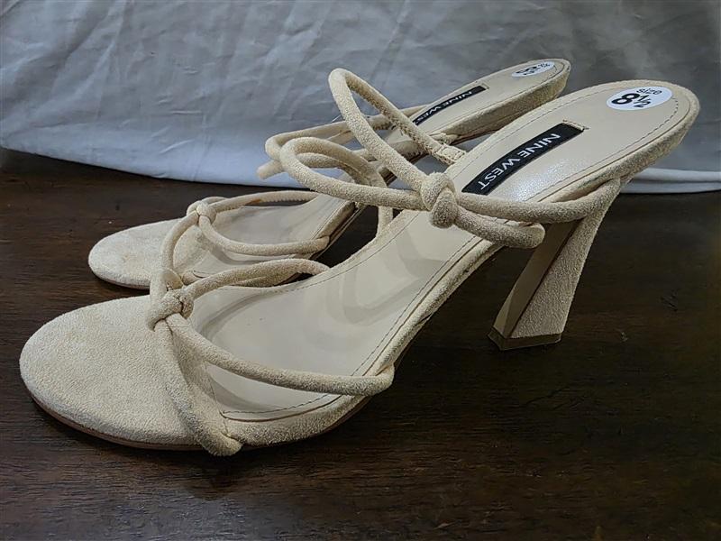 NWOTD Nine West 8.5 Kims 2 Beige Faux Suede Strappy Heel Sandals 126179