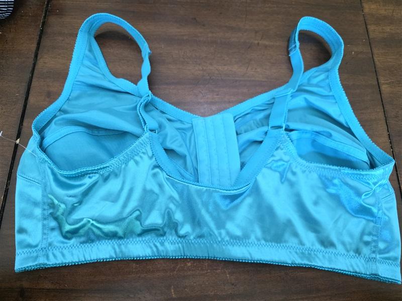 NWOT 38DDD Comfort Choice Wirefree Front Hook Seamless Bra Turquoise 126952