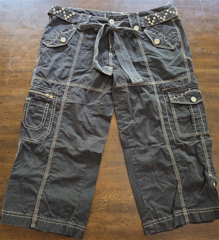 NWOT Y2K Rhinestone Belt Waist Tie Cargo Shorts Charcoal 126992