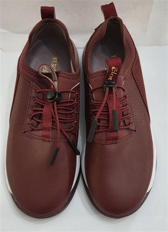 NWOT Clove 6 Classic Burgundy Wine Nursing Tennis Slip Resistant Shoes 127457