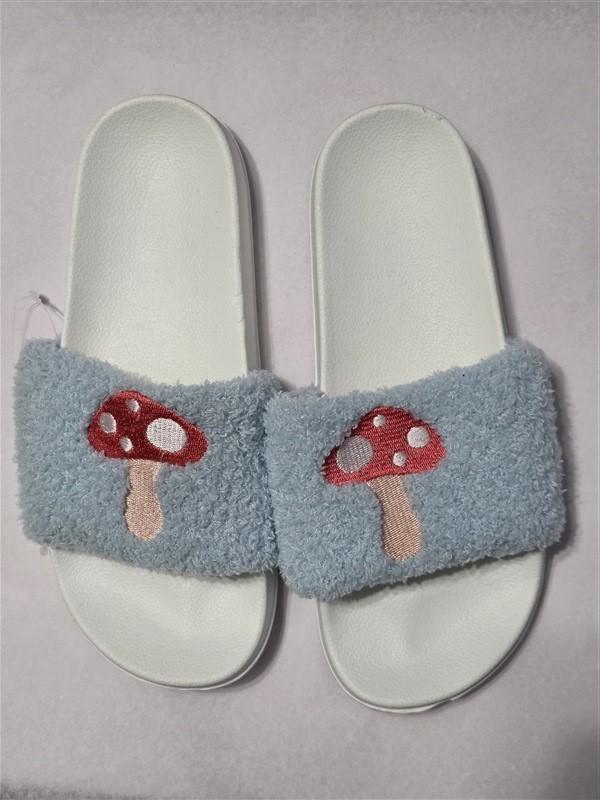 NWOT Miss Sparkling 6 7 Mushroom Slide Sherpa Fuzzy Slippers Sandal Pink 127528