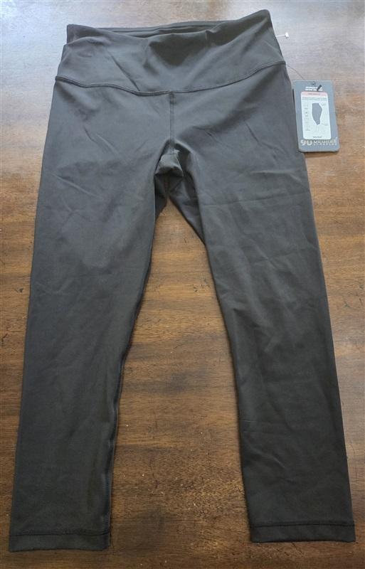 NWT 90 Degree Reflex M Shaping Lux Collection Leggings Capri Black 127555