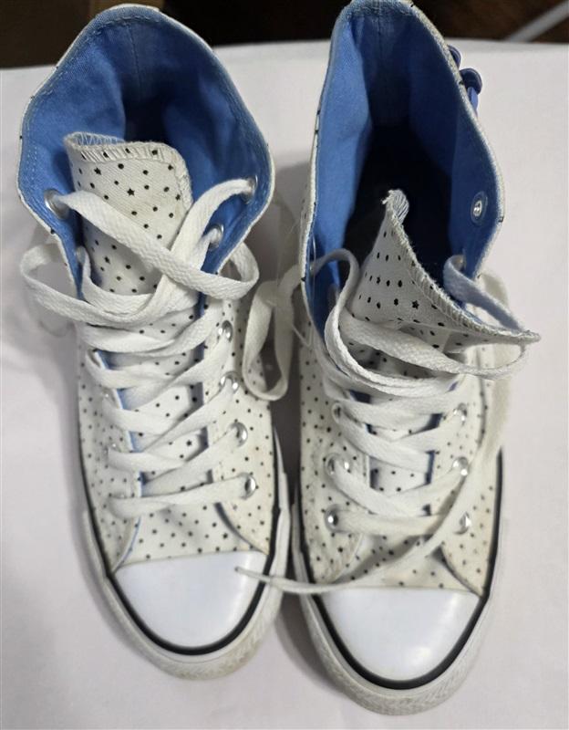 NWOT Converse 5.5 Polka Dot Daisy White Blue Hi Top Tennis Shoes 127677