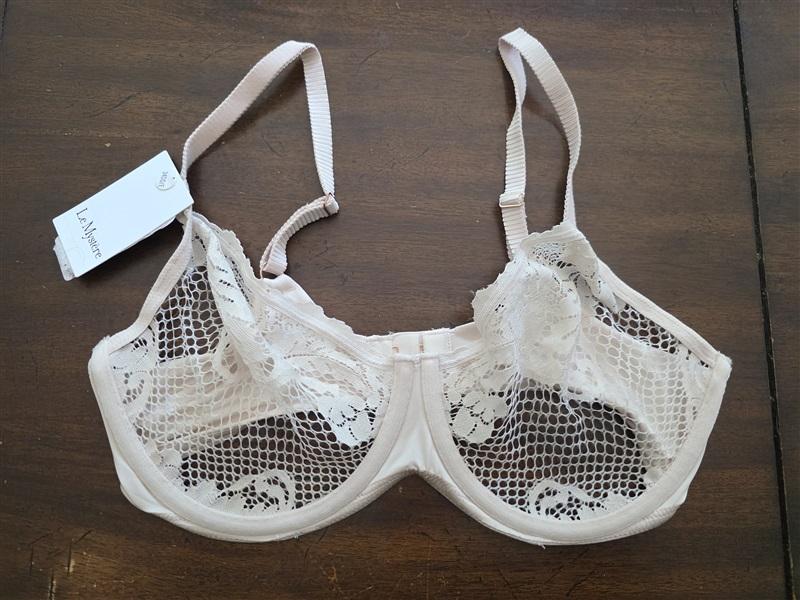 NWT Le Mystere 32DDD Lace Allure Unlined Bra 8246 White 128142
