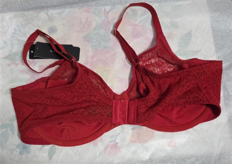 NWT Natori 30DDD Pretty Smooth Seamless Underwire 734318 Bra Red 128145