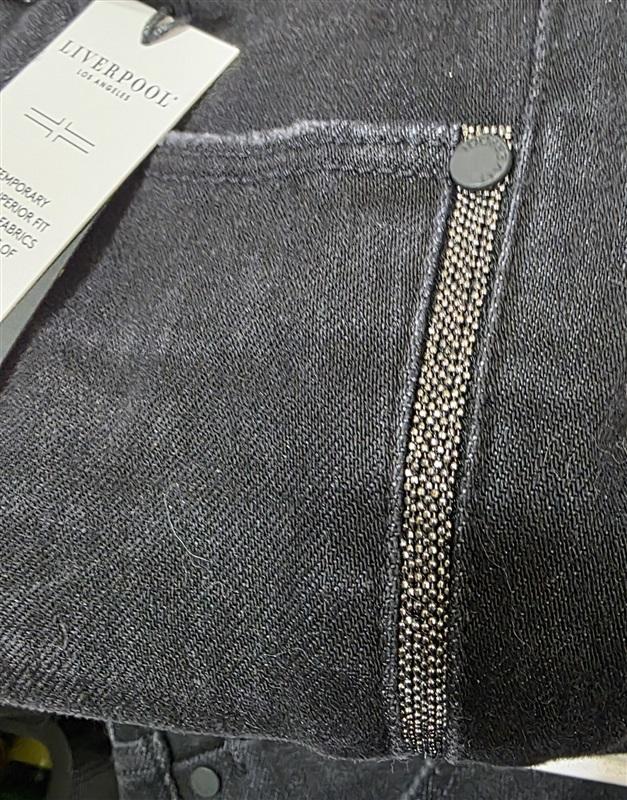 NWT Liverpool 4 27 Liv Non-Skinny Skinny Jeans Black Silver Trim 128401