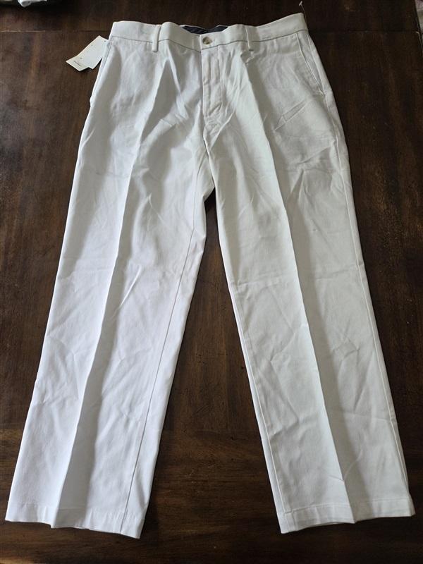 NWT Dockers 34X29 Signature Khaki Classic Fit Lux Cotton Stretch 128795