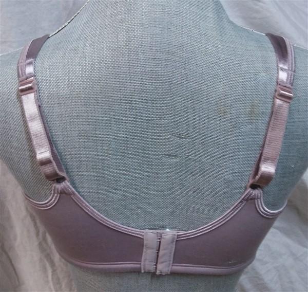 NWOT Playtex 18Hr 42B Sensational Sleek Full Fig Wireless 4803 Polka Dot 128827