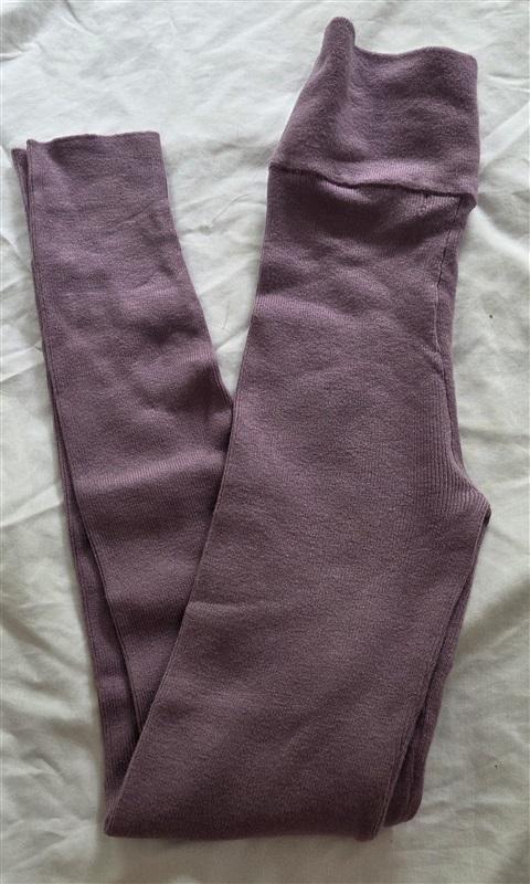 NWT One Gray Day M Sweater Knit Purple Leggings 129010