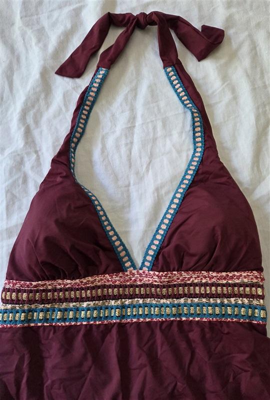 NWT La Blanca 16 Burgundy Crochet Halter Tankini Swim Top 129411