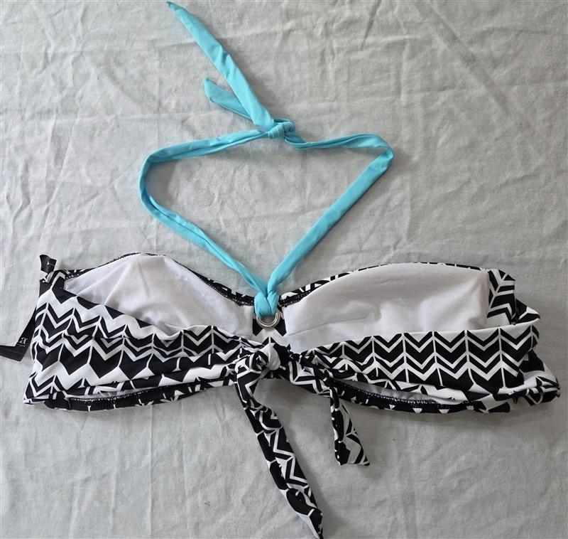 NWT A.N.A. 14 Chevron Black White Halter Bikini Top Swimsuit 129520