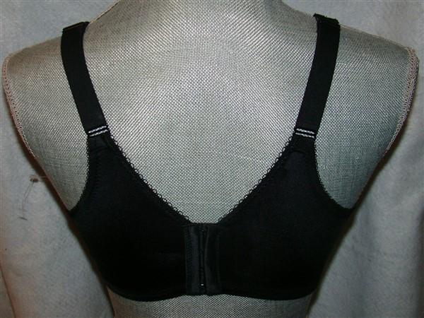 PRE OWNED Wacoal 36DDD Basic Beauty Contour Spacer Bra 853192 Black 130893