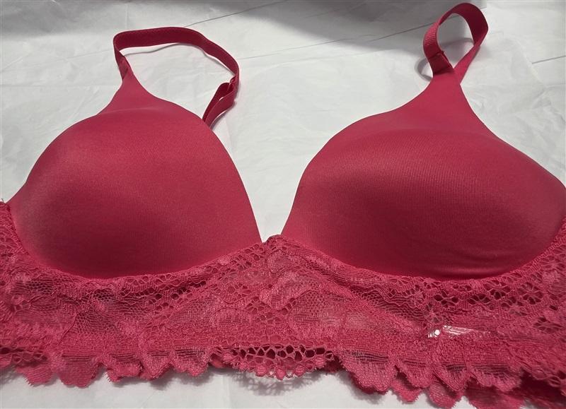 NWOt Parisian XS Cushion Comfort Wirefree Contour Bra Pink 131301