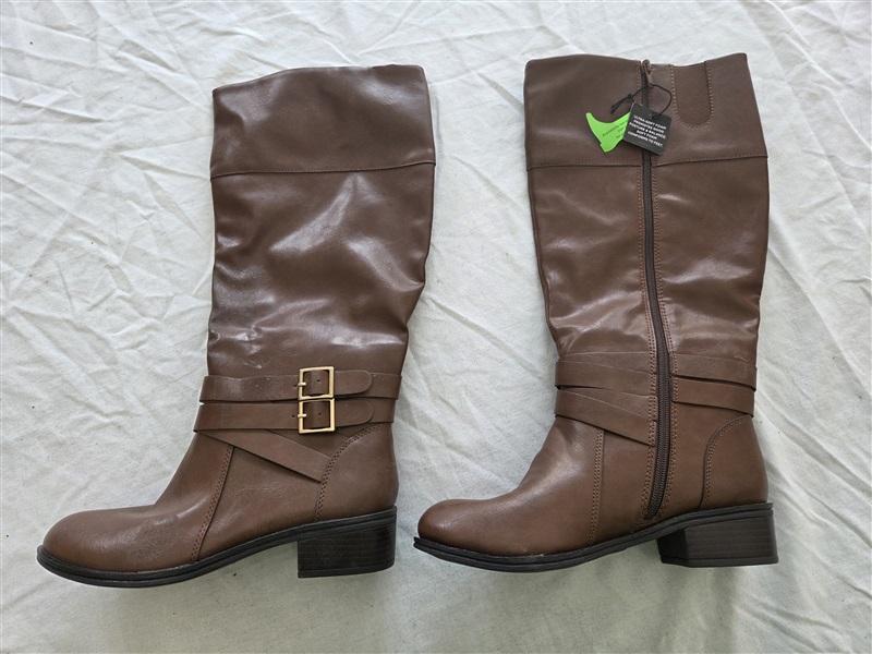 NWT Arizona 7 Denmark Riding Boot Brown Memory Foam 131740