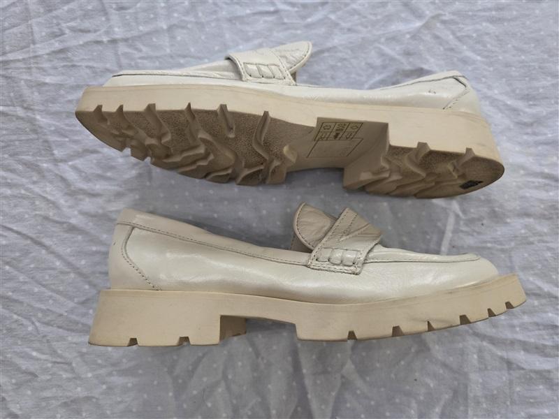 PO DV Dolce Vita 7.5 Lug Sole Penny Leather Loafers Ivory 132516