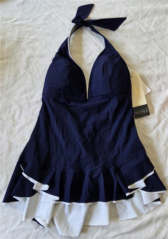 NWT Profile by Gottex 10 Belle Curve Navy Blue Halter Tankini Top 132914