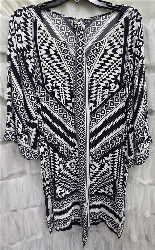 NWOT Hale Bob S Jersey Baroque Scarf Print Dress Aztec V Neck 133843