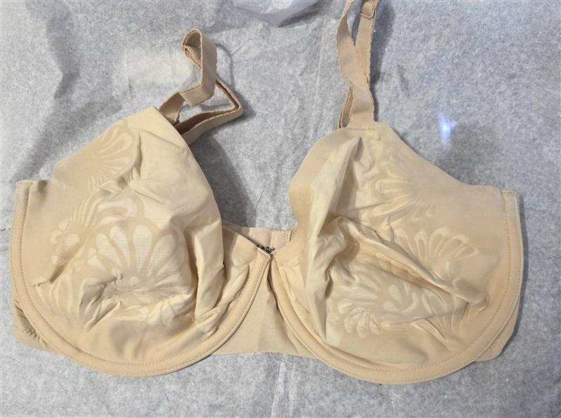 NWOT Bali 40B Beauty Lift Natural Lift Underwire Bra 6563 Beige 135950