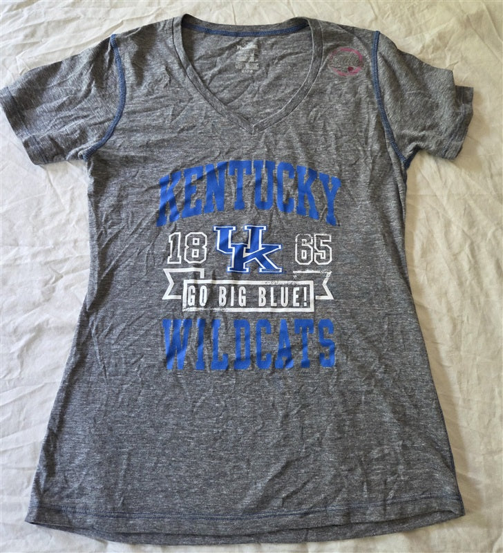 NWT Pro Edge XL Kentucky Wildcats Women's V neck T Shirt 136908