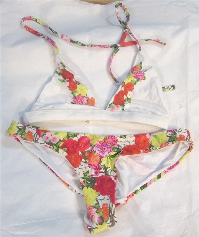 NWOT Pilyq White Floral Triangle Cheeky Bikini Swim Set #98506