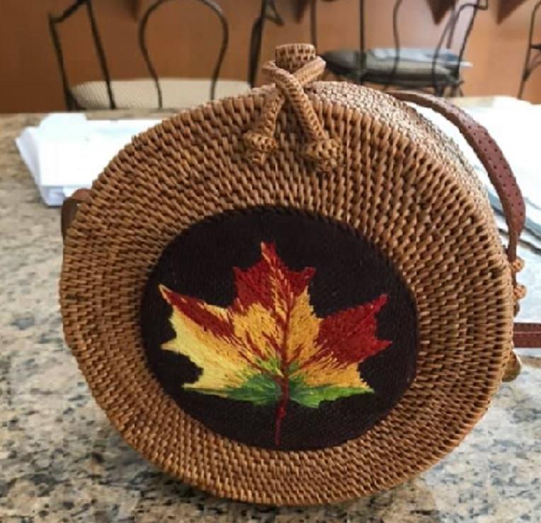 Collection 18 Round Wicker Rattan Purse For Needlepoint Craft 76792