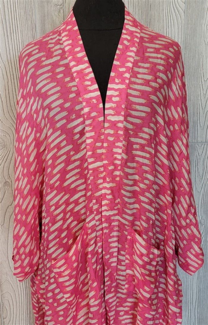NEW Nordstrom O/S Pink & Cream Brush Strokes Lightweight Ruana Cover Up #86745