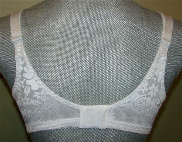 NWOT Bali Double Support Spa Closure Bra 3372 White 34B #78110