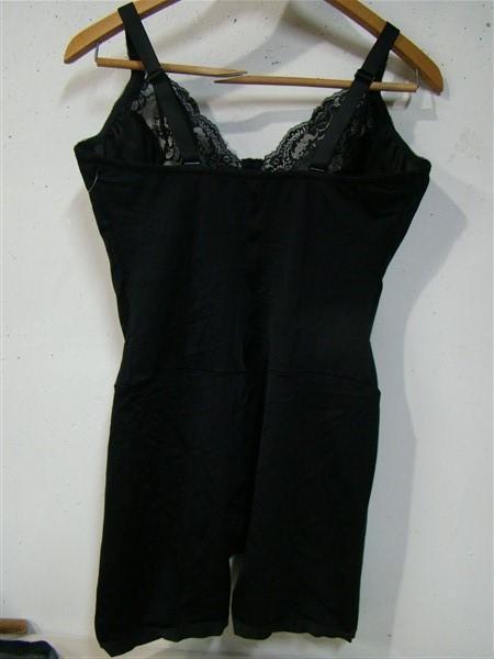 NWT Maidenform Vintage Chic Unlined Singlet with Lace 2045 Black 42D 78809