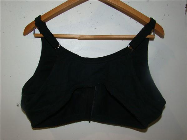 NEW 48B Comfort Choice Wirefree Front Hook Seamless Bra Black #79043