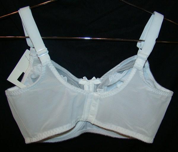 NWT Bali Flower White 38B Full Coverage Bra 0180 #81610