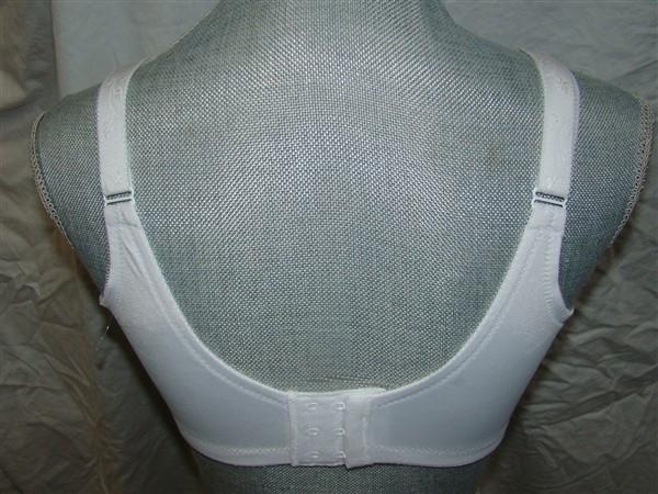 NEW Glamorise Elegance Embroidered Wonderwire Bra 9075 White 32F #83379