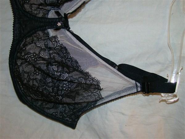 NWT Wacoal Chantilly Lace Retro Chic 855186 Black 44D Bra Free Shipping 83531