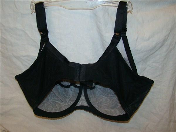 NWT Wacoal Chantilly Lace Retro Chic 855186 Black 44D Bra Free Shipping 83531