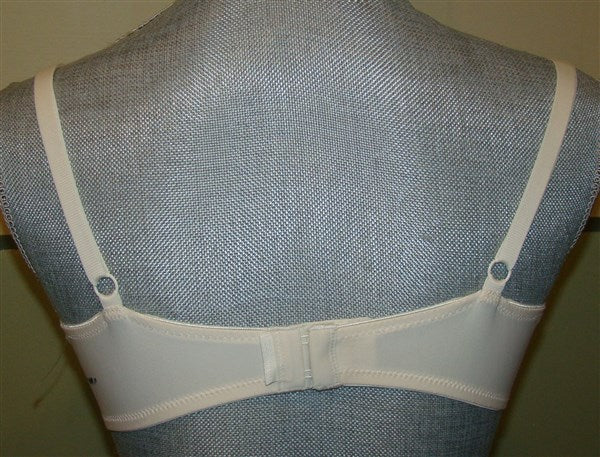NEW Calvin Klein Contour Bra 38D Ivory F2710 #35689