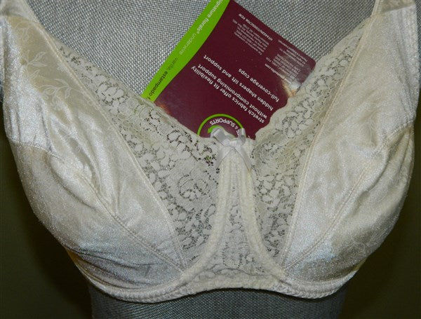 NWOT Playtex Secrets 44D Full Figure Underwire Bra 4422 Ivory 94586