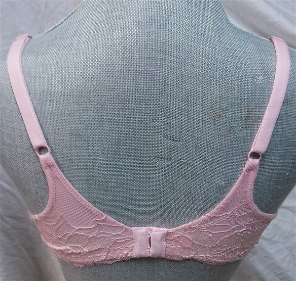 NWOT Maidenform 38B Comfort Devotion Embellished Demi Bra 9441 Pink #98761