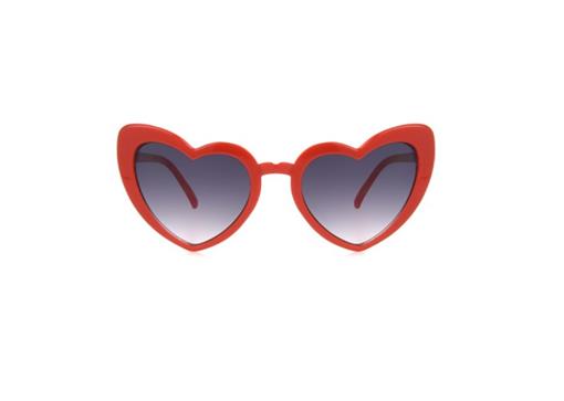 NWT Foster Grant Ladies Heart Red Sunglasses UV400 Protection 87222